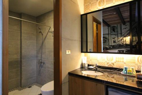 Ванна кімната в Hido Hostel II