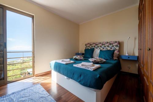 Postel nebo postele na pokoji v ubytování Caniço I By Trip2Portugal