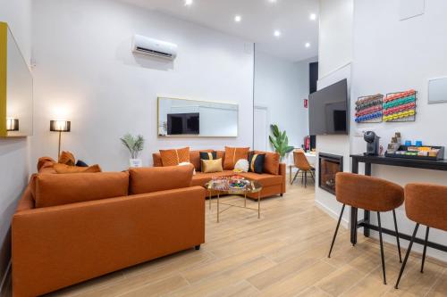 Central and Luxury apartment big capacity in Madrid