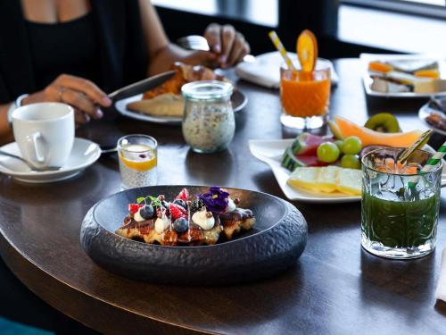 Jídlo v hotelu nebo okolí