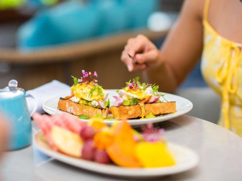 Comida en el hotel o alrededores