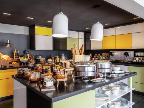 Φαγητό σε αυτό το ξενοδοχείο ή κάπου εκεί κοντά