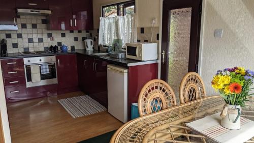 クリクキエスにあるSHANTY Timber Chaletのギャラリーの写真