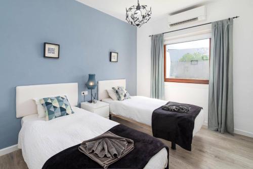 Villa Irache by Villa Plus