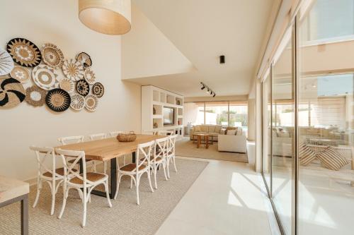 Salgados Premium Beach Villa by DA'Home