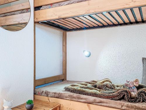 Apartment Cimes de Caron 1603 by Interhome