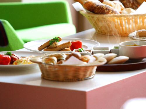 Mad på hotellet eller i nærheden