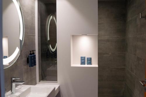 Koupelna v ubytování Radisson Blu Hotel Bordeaux