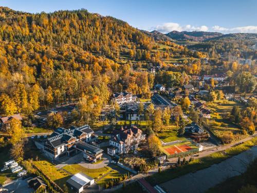 an aerial view of a resort in the mountains at Szczawnica Park Resort & Spa in Szczawnica