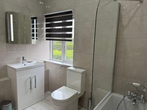 Koupelna v ubytování Cottage Sleeps 10 with Pets Allowed