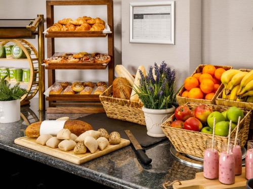 Jídlo v hotelu nebo okolí