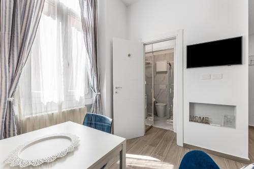 ViaOrtiSuite Pta Romana WiFi & A-C 12 min to Duomo