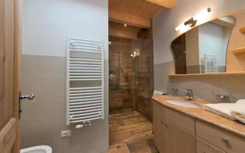 Koupelna v ubytování Festnerhof