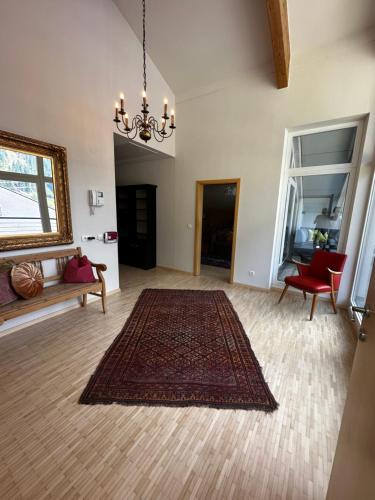 Penthouse Thaler