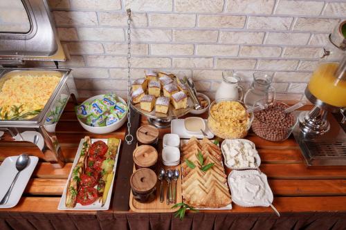 Jídlo v hotelu nebo okolí