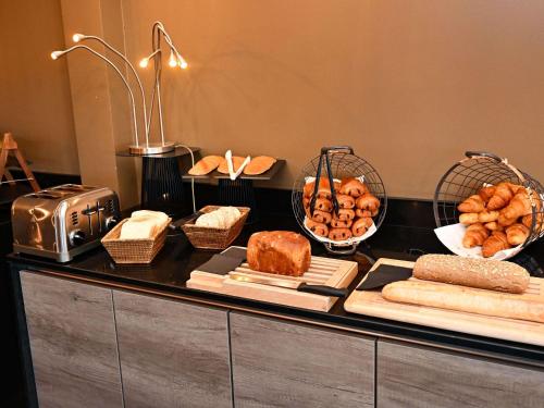 Jídlo v hotelu nebo okolí