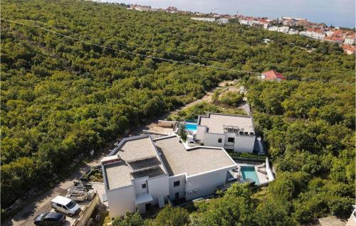 Stunning Home In Ladvic