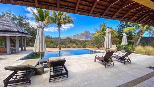 Villa on Tamarina Golf Course