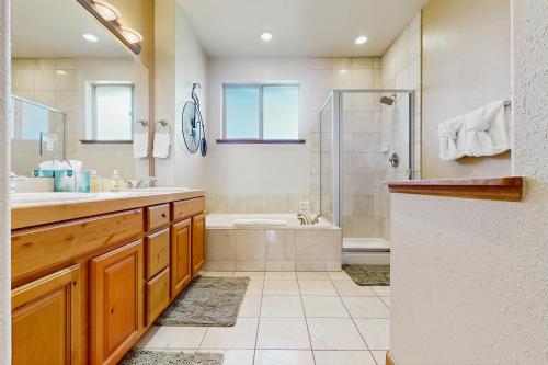 Phòng tắm tại Red Quill Basecamp