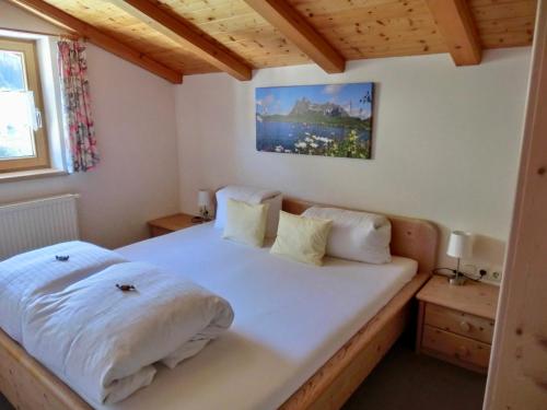 Postel nebo postele na pokoji v ubytování Haus Kristall Ferienwohnungen