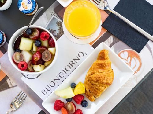 Đồ ăn tại/gần khách sạn