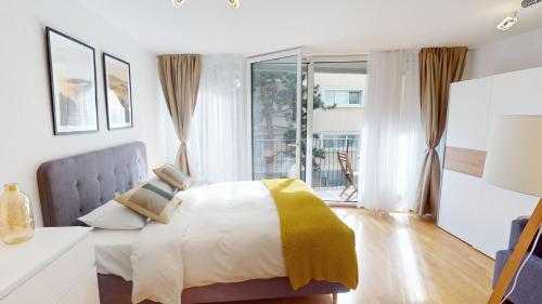 Lausanne City Center Apartments, Minutes Away from the Lake! AM53