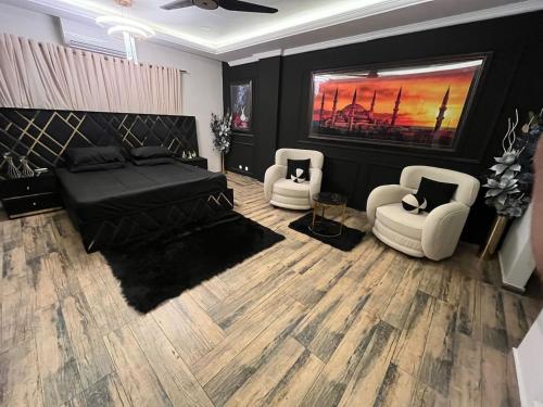 Khu vực ghế ngồi tại Apartment in Rawalpindi