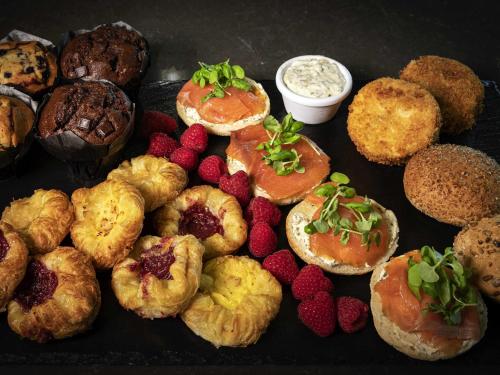 Jídlo v hotelu nebo okolí