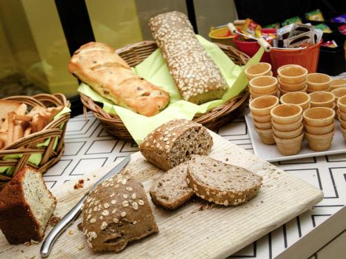 Jídlo v hotelu nebo okolí