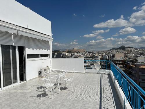 Acropolis View Funky House