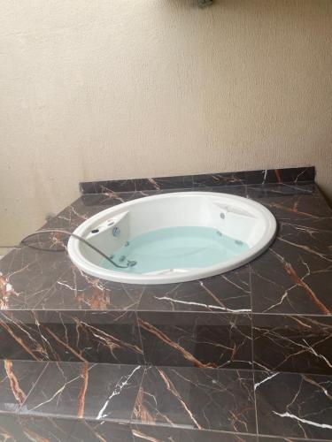 Un baño de Casa de aluguel