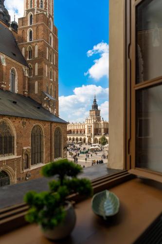 Main Square Prestige Suites by Staymoovers