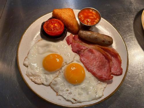 Jídlo v hotelu nebo okolí