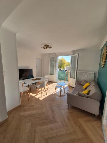 La parenthèse, appartement avec balcon