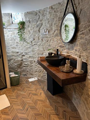 Imagen de la galería de Chambre privée avec salle de bain dans tourelle, en Domagné