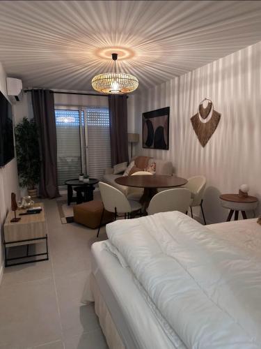 Studio moderne et contemporain