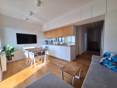 Apartament Widokowa 13-stka z widokiem na Stadion Śląski i Park Śląski, 13 piętro, parking podziemny free