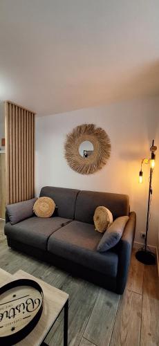 Studio rénové 200 m de la plage avec parking privé photo 15