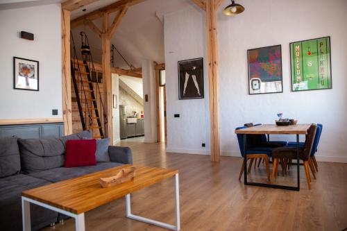 Venti Loft - Stylish 100m2 Apartment near Old Town, Parking