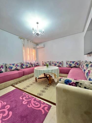 Гостиная зона в Modern apartment in the heart of Marrakech, just 9 minutes from the airport