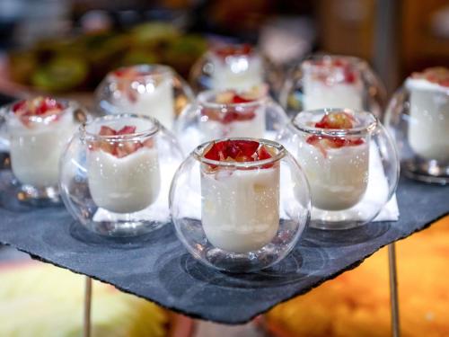 Jídlo v hotelu nebo okolí