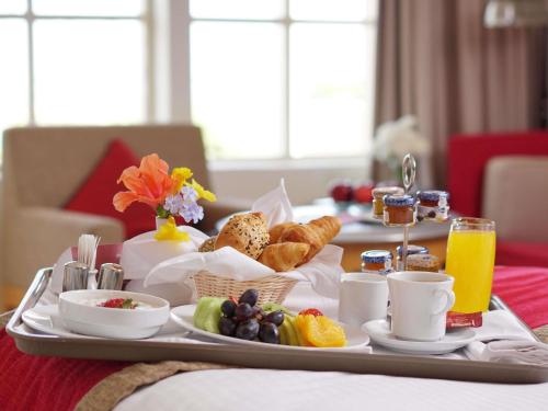 Mad på resortet eller i nærheden