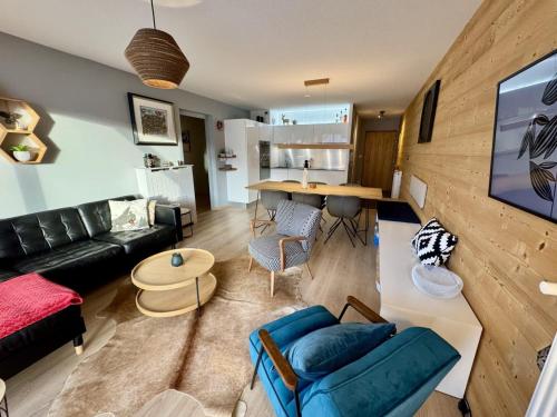 Appartement 5 pièces pour 8 personnes, proche centre Châtel