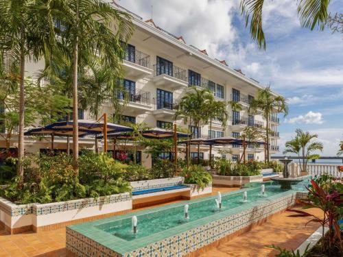 Bazén v ubytování Sofitel Legend Casco Viejo, Panama City nebo v jeho okolí