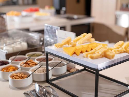 Jídlo v hotelu nebo okolí