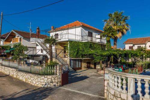 Apartments A & G Petrović