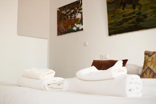 Hostfy Centro, Bustos Tavera