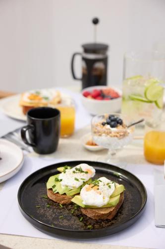 Φαγητό σε αυτό το ξενοδοχείο διαμερισμάτων ή κάπου εκεί κοντά