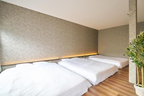 TOMORI Kyoto-Group&Family Hotel