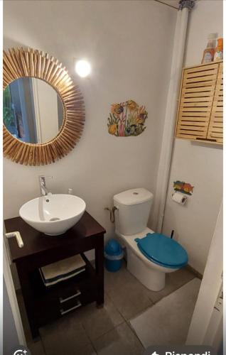 Villa SoFi tesisinde bir banyo